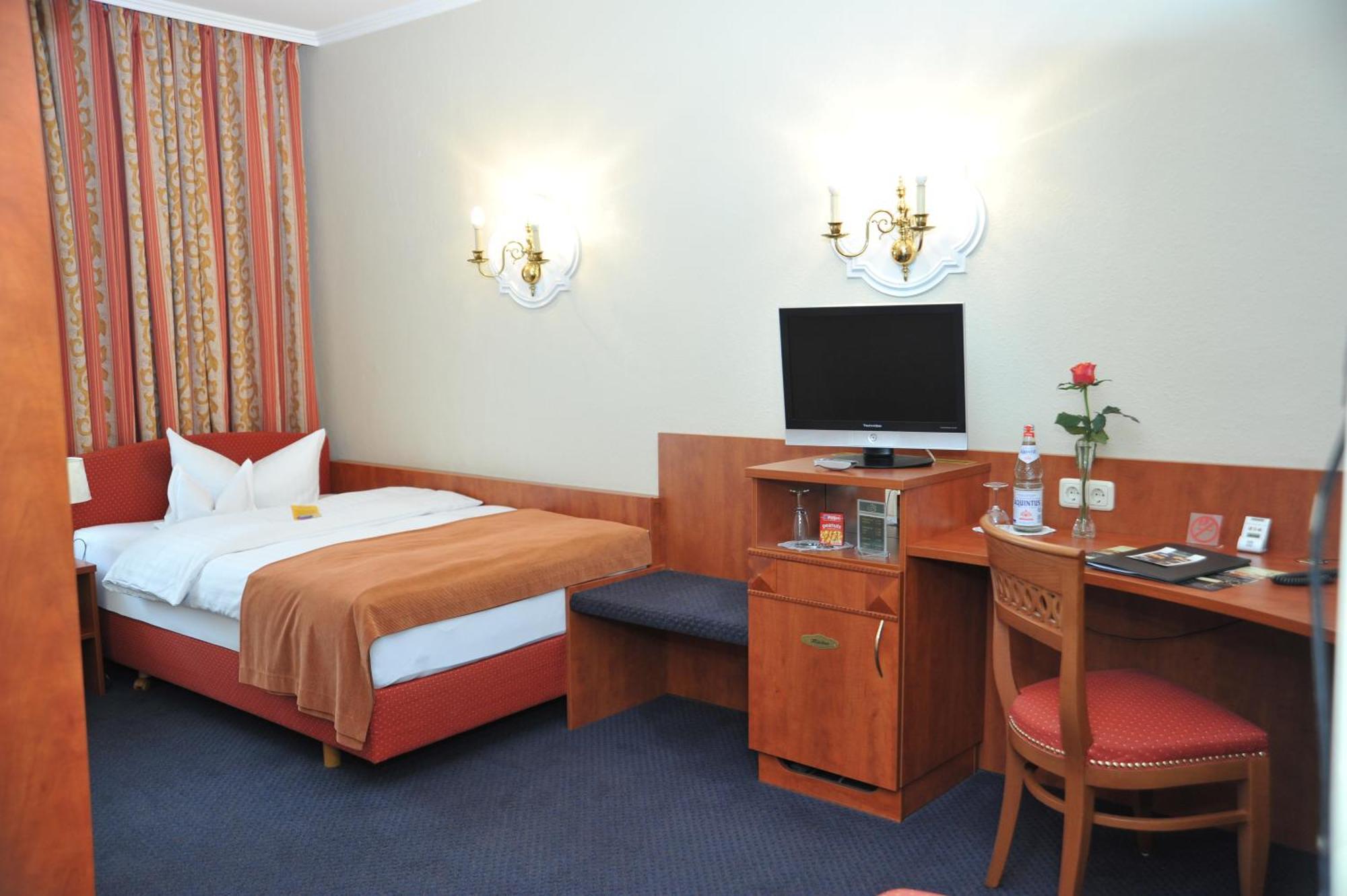 Hotel Rheinischer Hof إركلنتس المظهر الخارجي الصورة