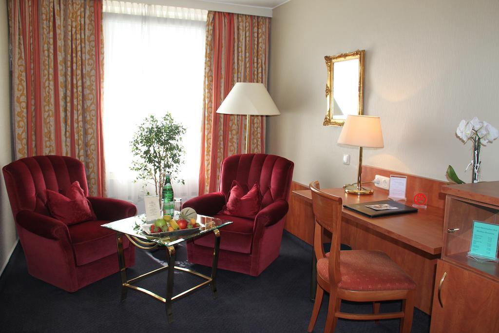Hotel Rheinischer Hof إركلنتس الغرفة الصورة